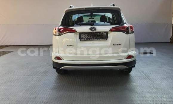 Acheter Occasion Voiture Toyota RAV4 Blanc à Hluti, Shiselweni District Acheter Occasion Voiture Toyota RAV4 Blanc à Hluti, Shiselweni District