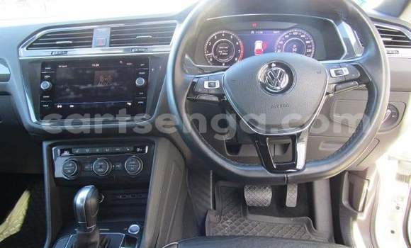Acheter Occasion Voiture Volkswagen Tiguan Blanc à Ezulwini, Hhohho Acheter Occasion Voiture Volkswagen Tiguan Blanc à Ezulwini, Hhohho