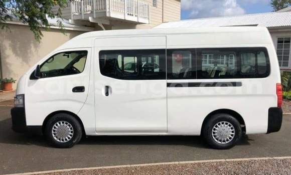 Buy Used Nissan NV350 Caravan White Car in Kwaluseni in Manzini Buy Used Nissan NV350 Caravan White Car in Kwaluseni in Manzini