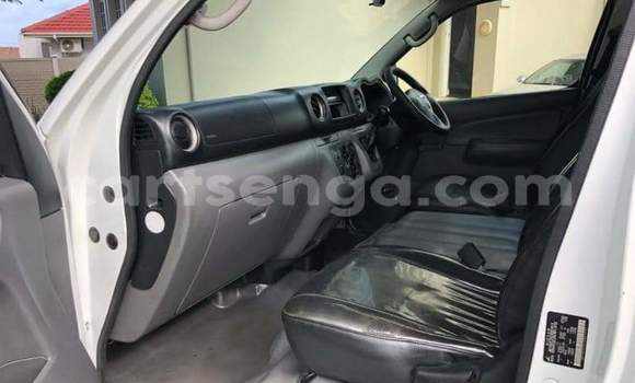 Buy Used Nissan NV350 Caravan White Car in Kwaluseni in Manzini Buy Used Nissan NV350 Caravan White Car in Kwaluseni in Manzini
