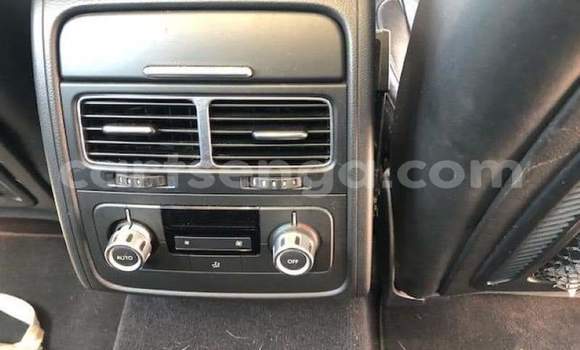 Buy Used Volkswagen Touareg White Car in Mbabane in Manzini Buy Used Volkswagen Touareg White Car in Mbabane in Manzini