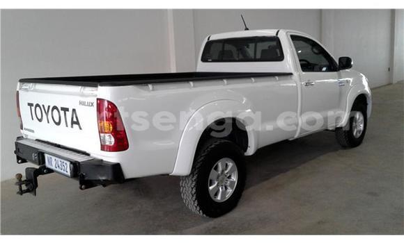 Buy Used Toyota Hilux White Car in Manzini in Manzini Buy Used Toyota Hilux White Car in Manzini in Manzini
