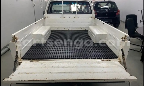 Nunua Ilio tumika Toyota Hilux White Gari ndani ya Big Bend nchini Wilaya ya Lubombo Nunua Ilio tumika Toyota Hilux White Gari ndani ya Big Bend nchini Wilaya ya Lubombo