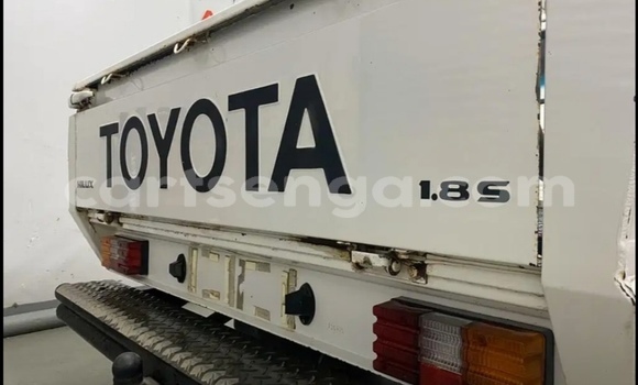 Nunua Ilio tumika Toyota Hilux White Gari ndani ya Big Bend nchini Wilaya ya Lubombo Nunua Ilio tumika Toyota Hilux White Gari ndani ya Big Bend nchini Wilaya ya Lubombo