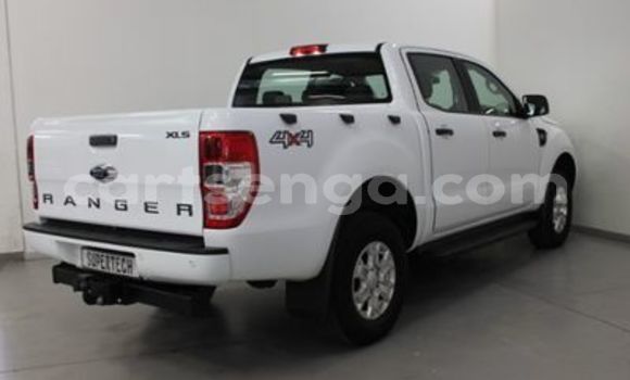 Nunua Ilio tumika Ford Ranger White Gari ndani ya Big Bend nchini Lubombo