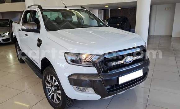 Nunua Ilio tumika Ford Ranger White Gari ndani ya Big Bend nchini Wilaya ya Lubombo