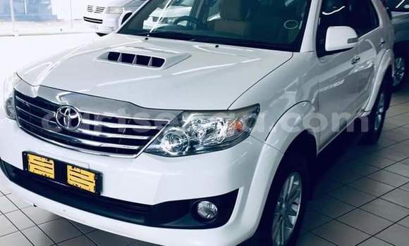 Buy Used Toyota Fortuner White Car in Big Bend in Lubombo District Buy Used Toyota Fortuner White Car in Big Bend in Lubombo District