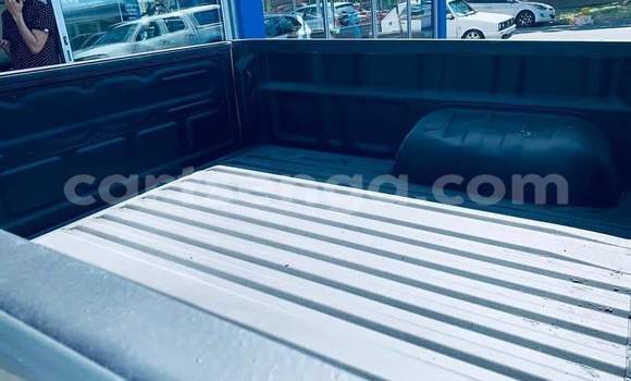 Buy Used Toyota Hilux Silver Car in Big Bend in Lubombo District Buy Used Toyota Hilux Silver Car in Big Bend in Lubombo District