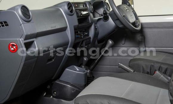 Acheter Occasion Voiture Toyota Land Cruiser Blanc à Ezulwini, Hhohho Acheter Occasion Voiture Toyota Land Cruiser Blanc à Ezulwini, Hhohho