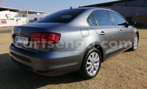 Buy Used Volkswagen Jetta Silver Car in Ezulwini in Hhohho Buy Used Volkswagen Jetta Silver Car in Ezulwini in Hhohho