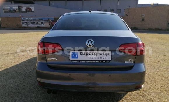 Buy Used Volkswagen Jetta Silver Car in Ezulwini in Hhohho Buy Used Volkswagen Jetta Silver Car in Ezulwini in Hhohho