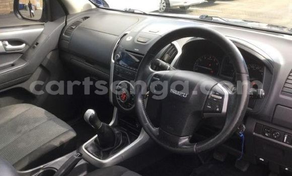 Acheter Occasion Voiture Isuzu KB Gris à Bulembu, Hhohho Acheter Occasion Voiture Isuzu KB Gris à Bulembu, Hhohho