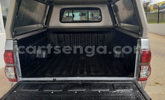 Acheter Occasion Voiture Toyota Hilux Gris à Hluti, Shiselweni District Acheter Occasion Voiture Toyota Hilux Gris à Hluti, Shiselweni District