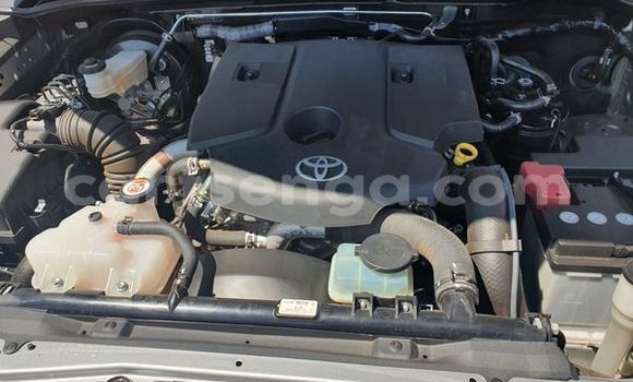 Nunua Ilio tumika Toyota Fortuner Silver Gari ndani ya Ezulwini nchini Hhohho Nunua Ilio tumika Toyota Fortuner Silver Gari ndani ya Ezulwini nchini Hhohho