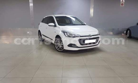Buy Used Hyundai i20 White Car in Big Bend in Lubombo District Buy Used Hyundai i20 White Car in Big Bend in Lubombo District