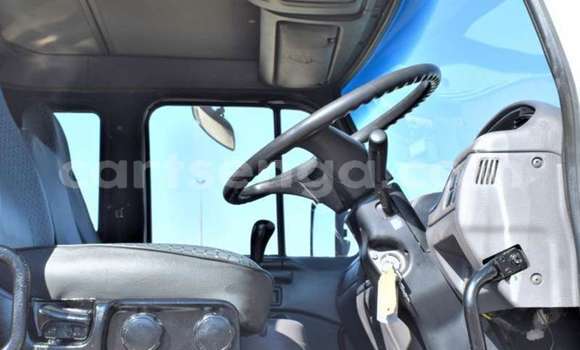 Acheter Occasion Utilitaire Nissan UD Blanc à Big Bend, Lubombo District Acheter Occasion Utilitaire Nissan UD Blanc à Big Bend, Lubombo District