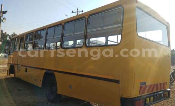 Nunua Ilio tumika Hino 300 Series Other Lori ndani ya Big Bend nchini Wilaya ya Lubombo Nunua Ilio tumika Hino 300 Series Other Lori ndani ya Big Bend nchini Wilaya ya Lubombo