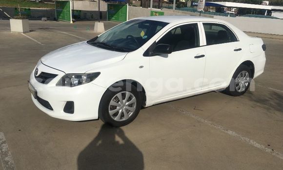 Buy Used Toyota Corolla White Car in Ezulwini in Hhohho Buy Used Toyota Corolla White Car in Ezulwini in Hhohho
