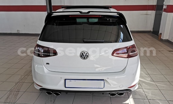 Nunua Ilio tumika Volkswagen Golf GTI White Gari ndani ya Bulembu nchini Hhohho Nunua Ilio tumika Volkswagen Golf GTI White Gari ndani ya Bulembu nchini Hhohho