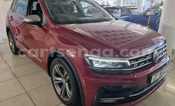 Nunua Ilio tumika Volkswagen Tiguan Red Gari ndani ya Bulembu nchini Hhohho