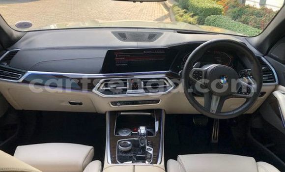 Acheter Occasion Voiture BMW X5 M Gris à Hlatikulu, Shiselweni District Acheter Occasion Voiture BMW X5 M Gris à Hlatikulu, Shiselweni District