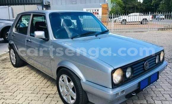 Nunua Ilio tumika Volkswagen Golf Silver Gari ndani ya Ezulwini nchini Hhohho Nunua Ilio tumika Volkswagen Golf Silver Gari ndani ya Ezulwini nchini Hhohho