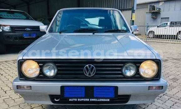 Nunua Ilio tumika Volkswagen Golf Silver Gari ndani ya Ezulwini nchini Hhohho Nunua Ilio tumika Volkswagen Golf Silver Gari ndani ya Ezulwini nchini Hhohho
