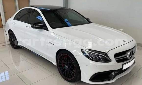 Nunua Ilio tumika Mercedes‒Benz AMG GLE White Gari ndani ya Ezulwini nchini Hhohho Nunua Ilio tumika Mercedes‒Benz AMG GLE White Gari ndani ya Ezulwini nchini Hhohho