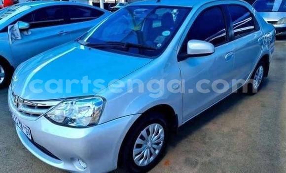 Nunua Ilio tumika Toyota Corolla Silver Gari ndani ya Ngwenya nchini Hhohho