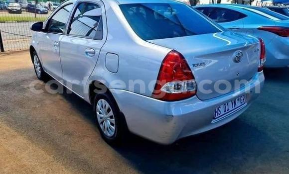 Acheter Occasion Voiture Toyota Corolla Gris à Ngwenya, Hhohho Acheter Occasion Voiture Toyota Corolla Gris à Ngwenya, Hhohho
