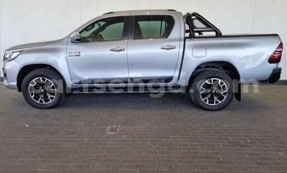 Acheter Occasion Voiture Toyota Hilux Gris à Ngwenya, Hhohho Acheter Occasion Voiture Toyota Hilux Gris à Ngwenya, Hhohho