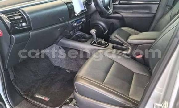 Acheter Occasion Voiture Toyota Hilux Gris à Ngwenya, Hhohho Acheter Occasion Voiture Toyota Hilux Gris à Ngwenya, Hhohho