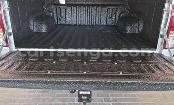 Acheter Occasion Voiture Toyota Hilux Gris à Ngwenya, Hhohho Acheter Occasion Voiture Toyota Hilux Gris à Ngwenya, Hhohho