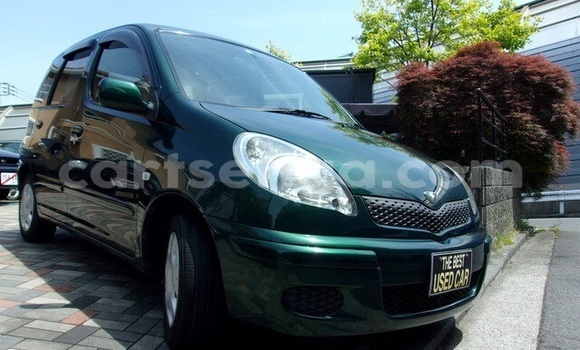 Acheter Occasion Voiture Toyota FunCargo Vert à Ezulwini, Hhohho Acheter Occasion Voiture Toyota FunCargo Vert à Ezulwini, Hhohho
