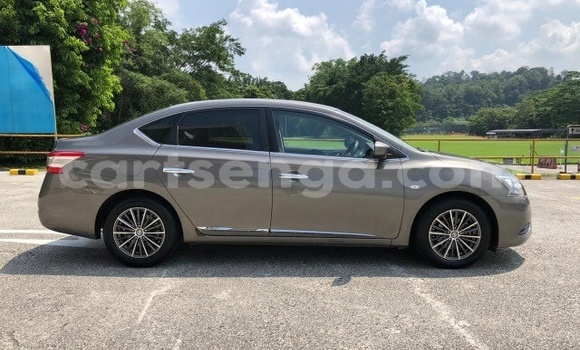 Buy Used Nissan Sylphy Silver Car in Ezulwini in Hhohho Buy Used Nissan Sylphy Silver Car in Ezulwini in Hhohho