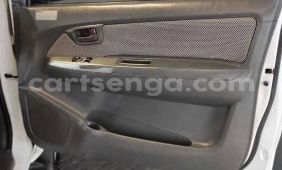 Acheter Occasion Voiture Toyota Hilux Blanc à Ngwenya, Hhohho Acheter Occasion Voiture Toyota Hilux Blanc à Ngwenya, Hhohho