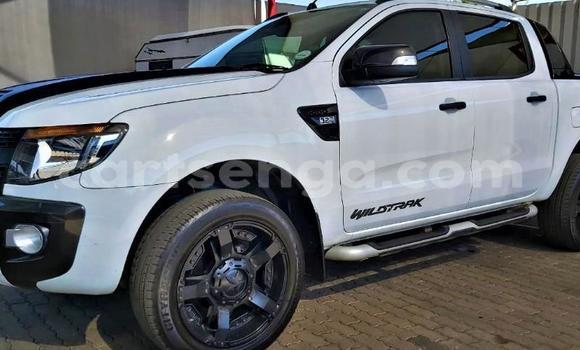 Buy Used Ford Ranger White Car in Ezulwini in Hhohho
