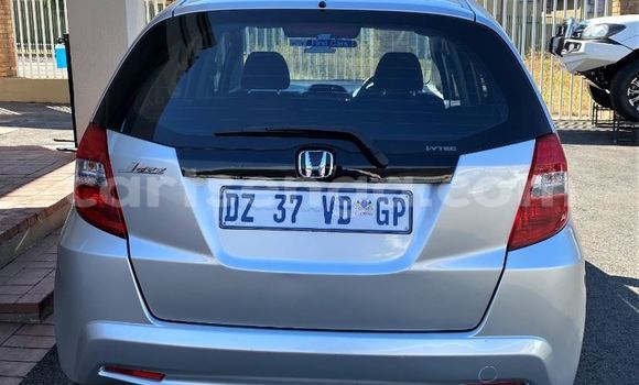 Buy Used Honda Jazz Silver Car in Ezulwini in Hhohho Buy Used Honda Jazz Silver Car in Ezulwini in Hhohho