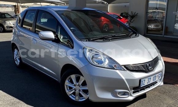 Buy Used Honda Jazz Silver Car in Ezulwini in Hhohho Buy Used Honda Jazz Silver Car in Ezulwini in Hhohho