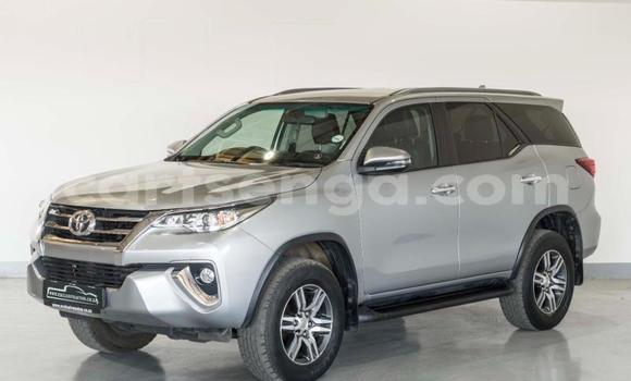 Buy Used Toyota Fortuner Silver Car in Ezulwini in Hhohho Buy Used Toyota Fortuner Silver Car in Ezulwini in Hhohho