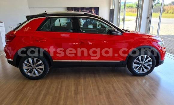 Acheter Occasion Voiture Volkswagen T-Roc Rouge à Mbabane, Manzini Acheter Occasion Voiture Volkswagen T-Roc Rouge à Mbabane, Manzini