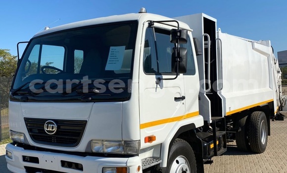 Buy Used Nissan UD White Truck in Mbabane in Manzini Buy Used Nissan UD White Truck in Mbabane in Manzini