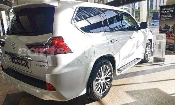Acheter Occasion Voiture Lexus LX 570 Blanc à Mbabane, Manzini Acheter Occasion Voiture Lexus LX 570 Blanc à Mbabane, Manzini