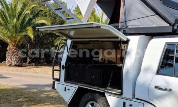 Acheter Occasion Voiture Toyota Land Cruiser Blanc à Mbabane, Manzini Acheter Occasion Voiture Toyota Land Cruiser Blanc à Mbabane, Manzini