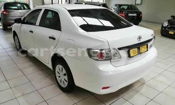 Acheter Occasion Voiture Toyota Corolla Blanc à Siteki, Lubombo District Acheter Occasion Voiture Toyota Corolla Blanc à Siteki, Lubombo District