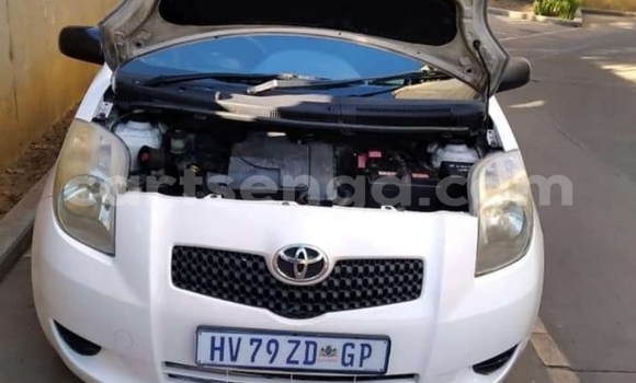 Acheter Occasion Voiture Toyota Yaris Blanc à Ezulwini, Hhohho Acheter Occasion Voiture Toyota Yaris Blanc à Ezulwini, Hhohho