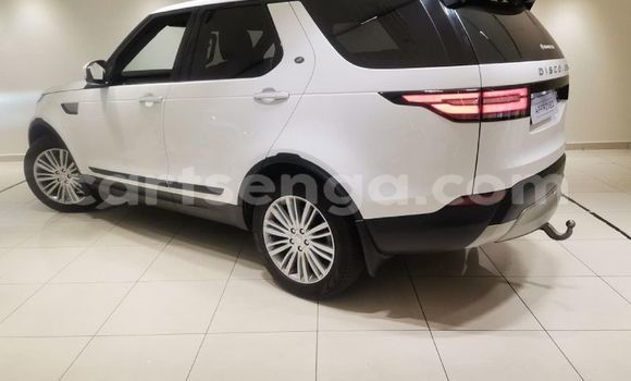 Buy Used Land Rover Discovery White Car in Mbabane in Manzini Buy Used Land Rover Discovery White Car in Mbabane in Manzini