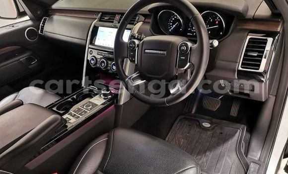 Buy Used Land Rover Discovery White Car in Mbabane in Manzini Buy Used Land Rover Discovery White Car in Mbabane in Manzini
