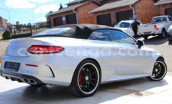 Acheter Occasion Voiture Mercedes‒Benz C–Class Gris à Mbabane, Manzini Acheter Occasion Voiture Mercedes‒Benz C–Class Gris à Mbabane, Manzini