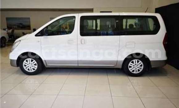 Buy Used Hyundai H1 White Car in Manzini in Manzini Buy Used Hyundai H1 White Car in Manzini in Manzini